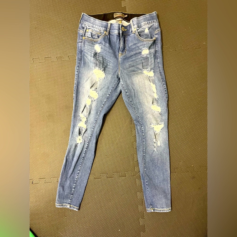 Torrid Bombshell Skinny Torn Stretch Jeans